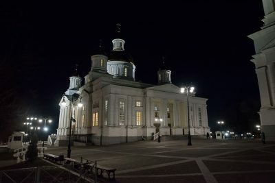 В канун Недели 21-й по Пятидесятнице митрополит Серафим совершил всенощное бдение в Спасском кафедральном соборе