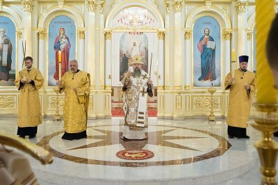 В канун Недели 28-й по Пятидесятнице митрополит Серафим совершил всенощное бдение в Спасском кафедральном соборе