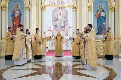 В праздник Обрезания Господня митрополит Серафим совершил литургию в Спасском кафедральном соборе