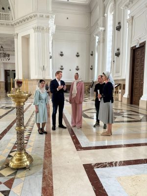Заместитель министра по охране памятников истории и культуры региона посетила Спасский кафедральный собор