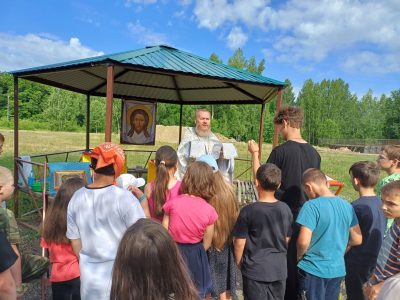 Продолжается православная смена «Ковчег» в детском лагере «Юность»