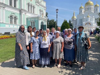 Прихожане храмов Городищенского благочиния совершили паломничество в Дивеево