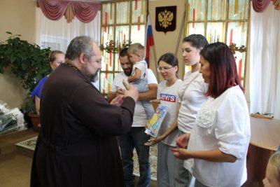 Священник Александр Рысин принял участие во встрече — презентации проекта «Семейные закрома»