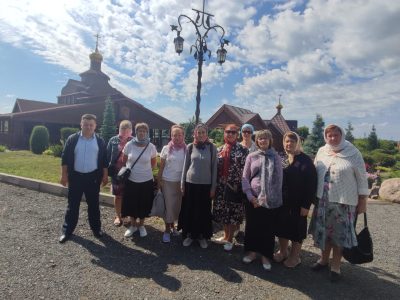 Пензенские паломники посетили монастыри Нижнеломовского района