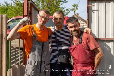 Продолжается набор добровольцев для ремонта частных домов нуждающихся людей на Донбассе