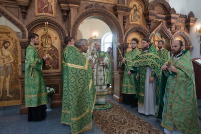 В день престольного праздника митрополит Серафим совершил литургию в Пименовской церкви села Алферьевка