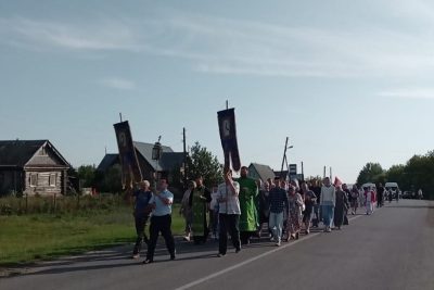 В день памяти Иоанна Оленевского состоялся крестный ход в Соловцовку