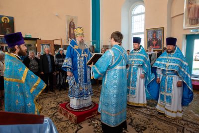 В день отдания праздника Успения Пресвятой Богородицы митрополит Серафим совершил литургию в Успенской церкви с. Елизаветино