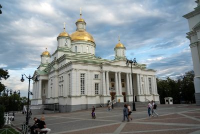 В канун Усекновения главы Иоанна Предтечи митрополит Серафим совершил всенощное бдение в Спасском кафедральном соборе