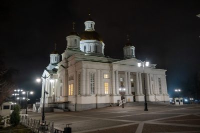 В канун Недели 20-й по Пятидесятнице митрополит Серафим совершил всенощное бдение в Спасском кафедральном соборе