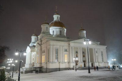 В канун Рождества Христова митрополит Серафим совершил всенощное бдение в Спасском кафедральном соборе