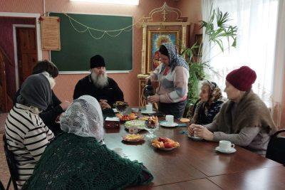 Протоиерей Виталий Ещенко встретился с родственниками участников СВО в Чаадаевке