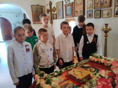 Учащиеся Виргинской общеобразовательной школы №2 посетили Михайло-Архангельскую церковь
