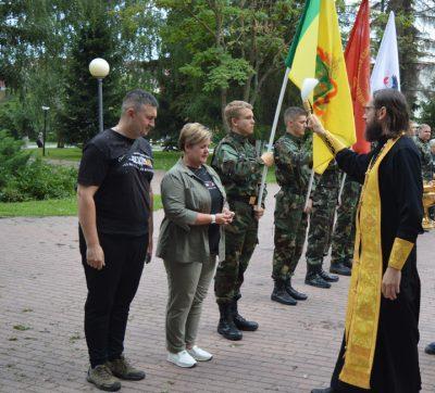 Иерей Павел Колесников благословил Пензенский поисковый отряд на экспедицию в Беларусь