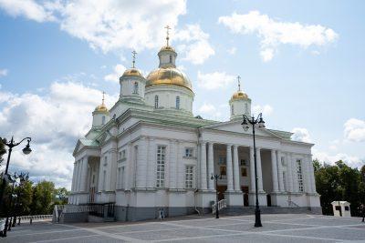 В Спасском кафедральном соборе возобновляются богослужения