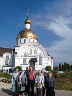 Паломники посетили Соловцовку, Оленевку и Большую Валяевку