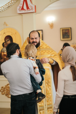 Молодежная литургия прошла в Воскресенском храме при епархиальном управлении