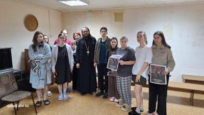 Священник Павел Колесников рассказал студентам о заповедях Божиих