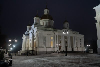 В канун Недели 28-й по Пятидесятнице митрополит Серафим совершил всенощное бдение в Спасском кафедральном соборе