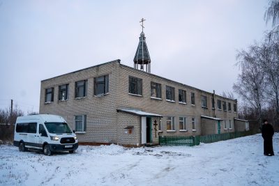 В Неделю 28-ю по Пятидесятнице митрополит Серафим совершил литургию в Михайло-Архангельском храме села Старая Яксарка