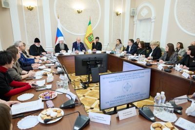 В Законодательном собрании прошло заседание секции XIII Рождественских чтений