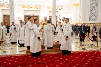 В канун Крещенского сочельника митрополит Серафим совершил всенощное бдение в Спасском кафедральном соборе