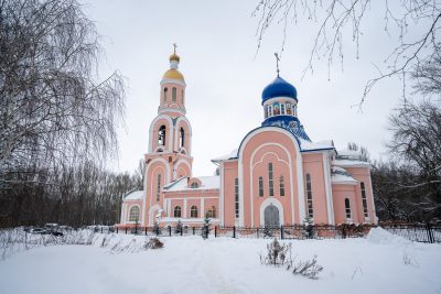 В праздник Обрезания Господня митрополит Серафим и епископ Сергий совершили литургию в Петропавловском храме Пензы