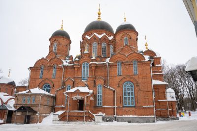В день памяти святителя Алексия Московского митрополит Серафим совершил литургию в Успенском соборе Пензы