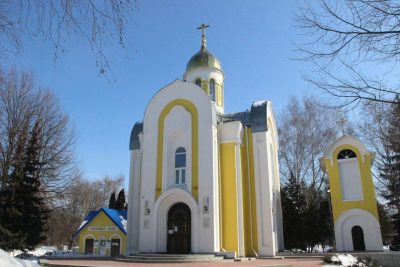 Митрополит Серафим совершил Литургию Преждеосвященных Даров в храме во имя Михаила-Архангела в Пензе