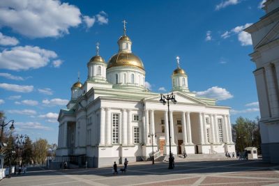 Иерархи Пензенской митрополии совершили Пасхальную вечерню в Спасском кафедральном соборе