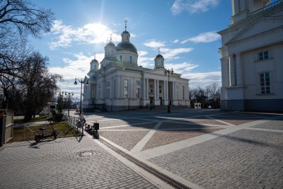 В Великую Субботу митрополит Серафим совершил литургию святителя Василия Великого в Спасском кафедральном соборе