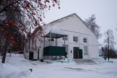 Митрополит Серафим совершил Литургию Преждеосвященных Даров в Никольском молитвенном доме села Кондоль