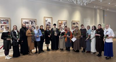 Митрополит Серафим встретился с представительницами «Союза православных женщин» в преддверии дня святых жен-мироносиц