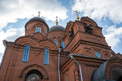 В день обретения мощей святителя Алексия Московского митрополит Серафим совершил литургию в Успенском соборе Пензы