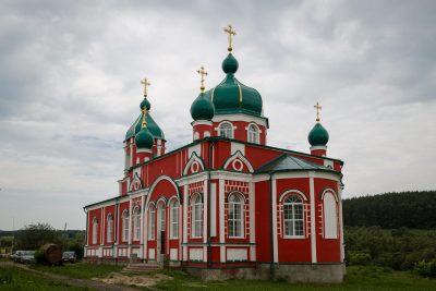 В день Святого Духа митрополит Серафим совершил великое освящение Казанского храма в селе Блиновка