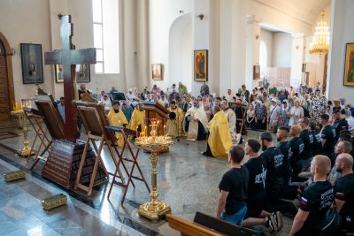 В Пензу для поклонения верующих доставлена копия Животворящего Креста Господня, явленного в селе Годеново