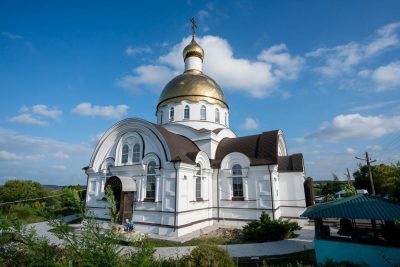 Митрополит Серафим и епископ Митрофан совершили всенощное бдение в Сергиевской церкви села Соловцовка