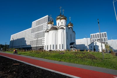 Состоялось великое освящение храма в честь преподобного Вениамина Печерского в жилом комплексе «Лугометрия»