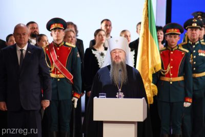 Митрополит Серафим поздравил Олега Мельниченко с инаугурацией