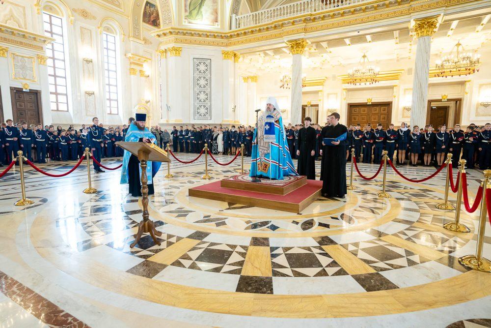 В Спасском кафедральном соборе состоялась церемония верстания казаков